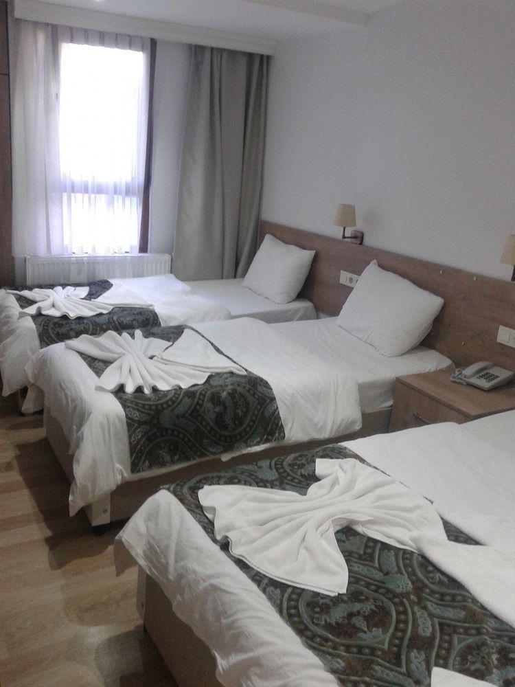Abisso Hotel Provincia di Provincia di Istanbul Esterno foto A room at the hotel